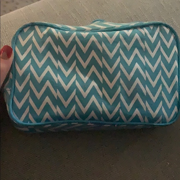 Makeup bag - Picture 8 of 8